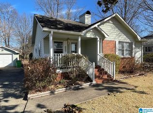 1619 Parnell Dr, Leeds, AL 35094