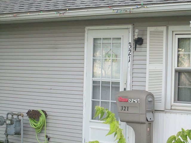 2nd image of 321 Bryn Mawr Ave