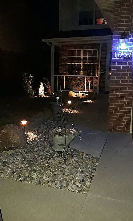 1st image of 1057 Lincoln Dr