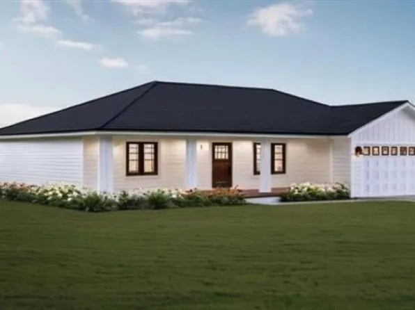 135 S Breckenridge Rd, Waverly, KY 42462