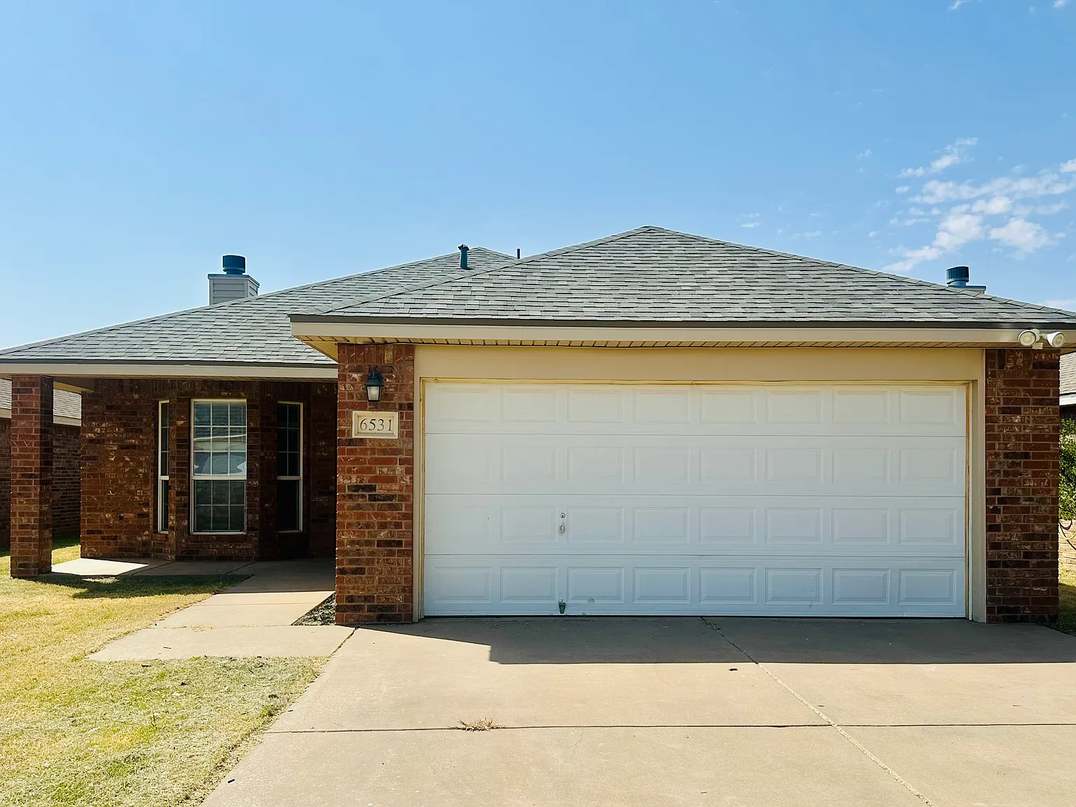 3 bed, 1547 sqft, $1,550 — Photo 1