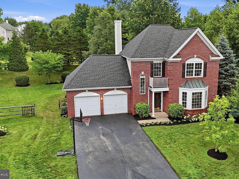 1st image of 5 Rumson Ct