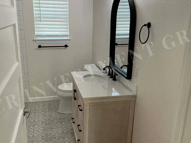 214 Williams Ln #D — Photo 12