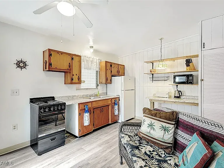1 bed, $850 — Photo 2