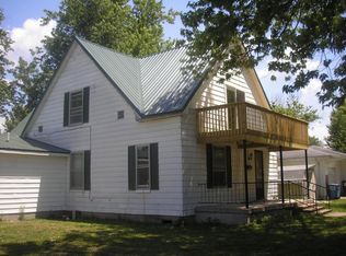 304 E Jefferson Ave, Casey, IL 62420