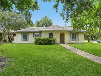 7110 Log View Drive, Houston, TX, 77040