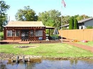 1320 Twin Lake Dr, Onsted, MI 49265
