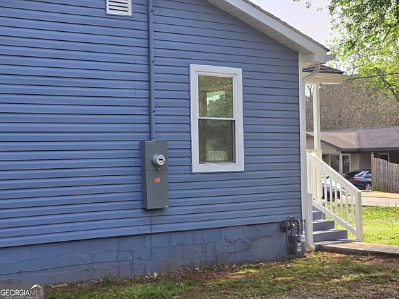 4th image of 74 Carver Rd