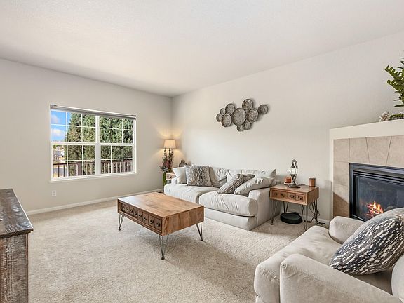 4th image of 1108 101st Ave Ct