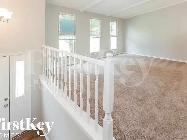 4124 Oil Creek Dr — Photo 7