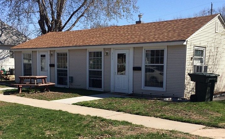 2nd image of 311 313 E. 28th St