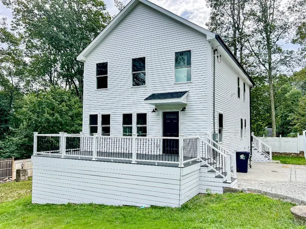 Walnut Trail #89, Danbury, CT 06811