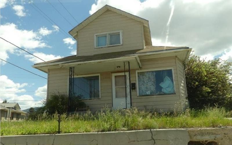 1st image of 1900 Roberts Ave