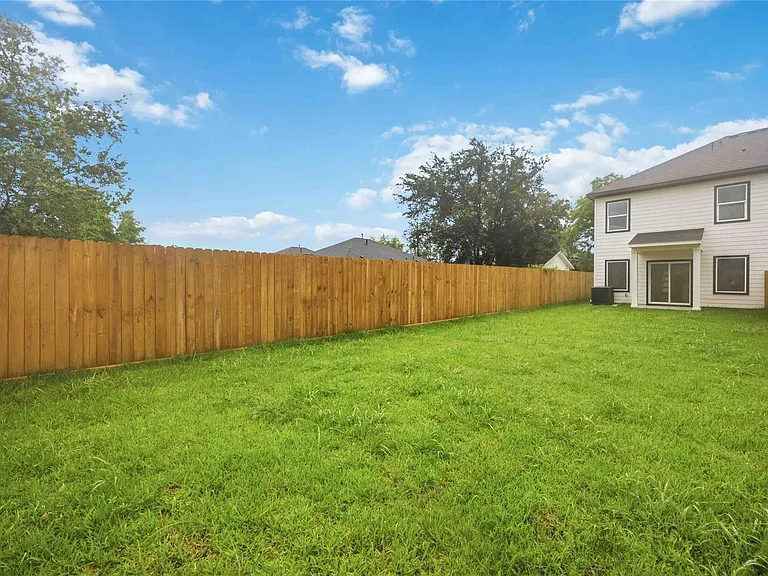 8013 Moon Beam St #B — Photo 22