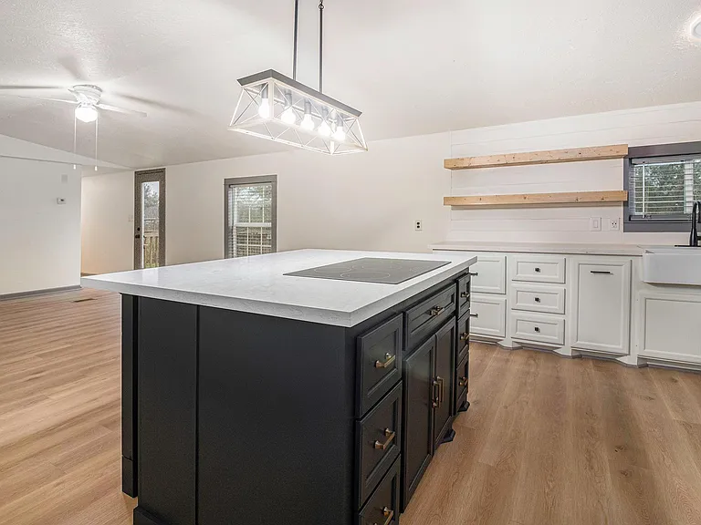 6506 N Martin Luther King Ave — Photo 6