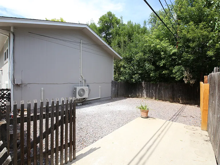 Yard for unit 10