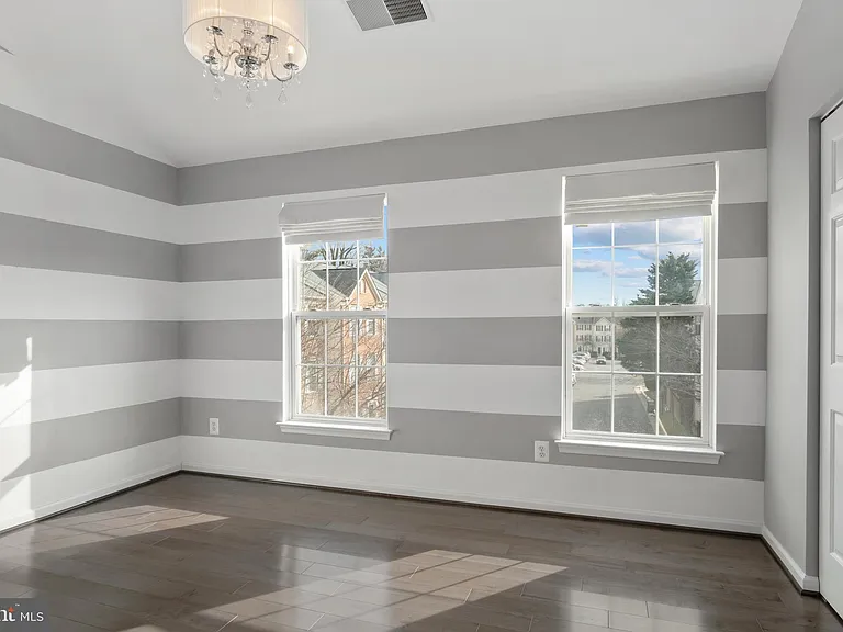 4384 Sutler Hill Sq — Photo 27