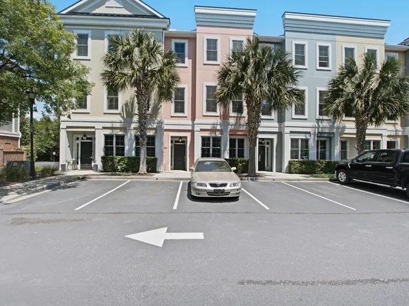 656 Coleman Blvd Unit 404, Mount Pleasant, SC 29464
