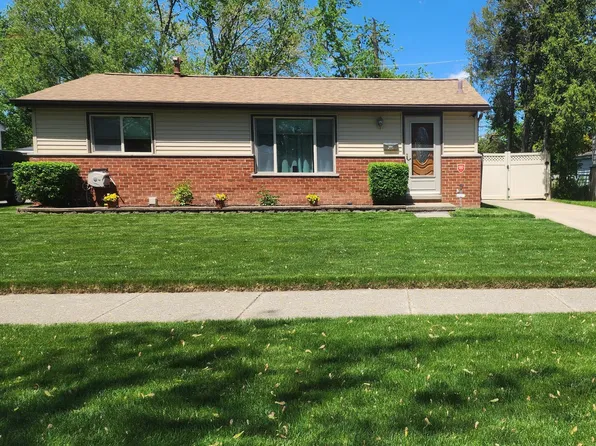 34622 Lynn Dr, Romulus, MI 48174