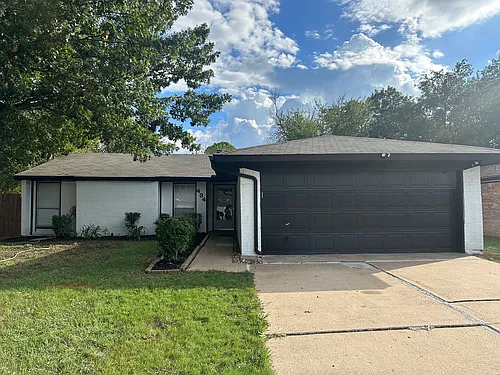 434 Stonehenge Dr Photo 1
