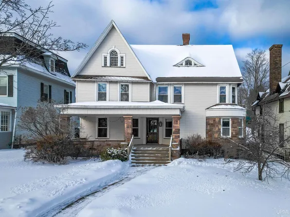 409 E Ridge St, Marquette, MI 49855