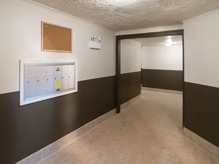 4641 W Jackson Blvd — Photo 14