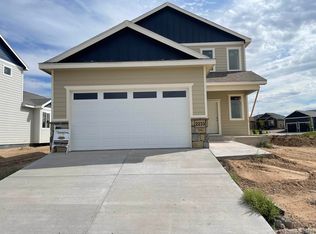 2233 Goodnight Trl, Cheyenne, WY 82007