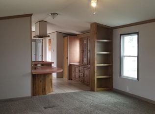 9770 Sandypointe Dr #941, Fair Haven, MI 48023