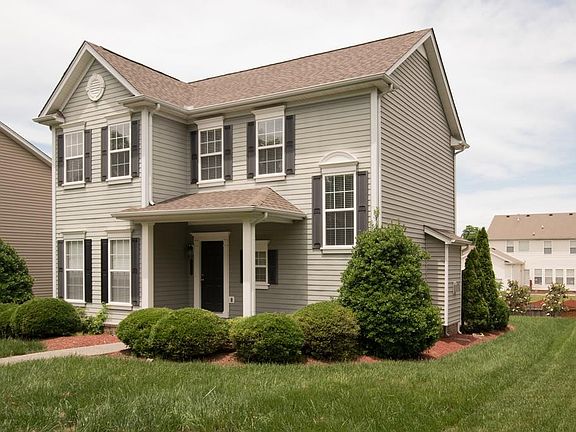 2nd image of 1528 Liberty Pike