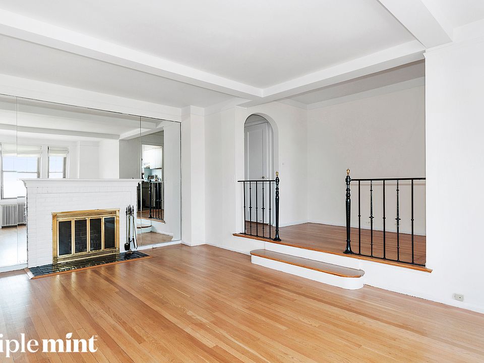 1st image of 299 W 12th St APT 15C