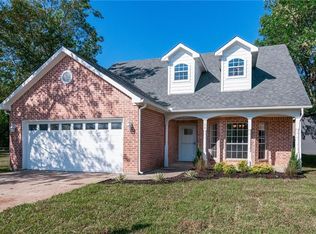 136 College St, Keller, TX 76248