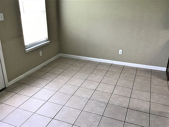 4th image of 4922 Alder Bend Ln
