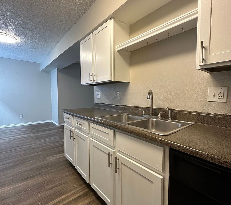 RockView Apartments 19 Cantril St Castle Rock CO Zillow