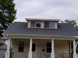 104 S Birch St, Urbana, IL 61801