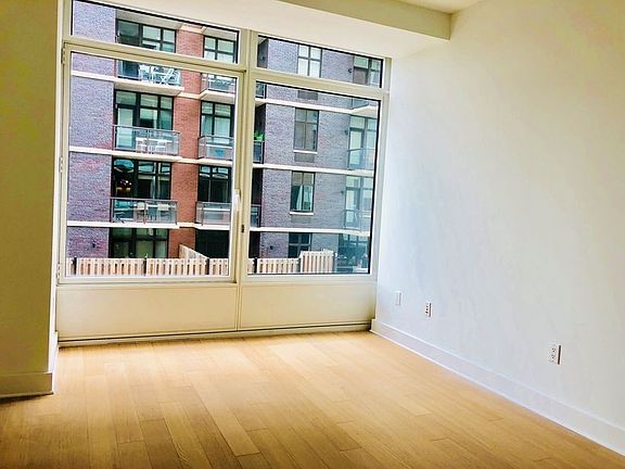 3rd image of 214 50th Ave APT 406E