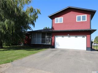 101 5th Ave SW, Rhein, SK S0A3K0