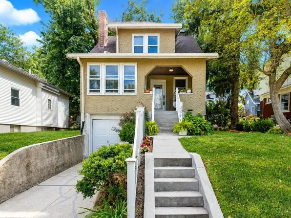 2527 Ridgeland Pl, Cincinnati, OH 45212