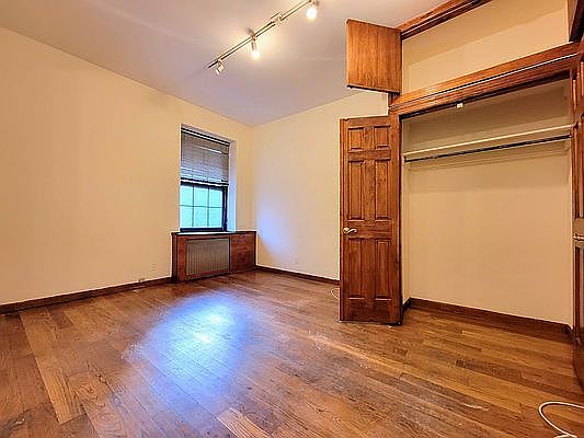1st image of 49 Park Ave #4X