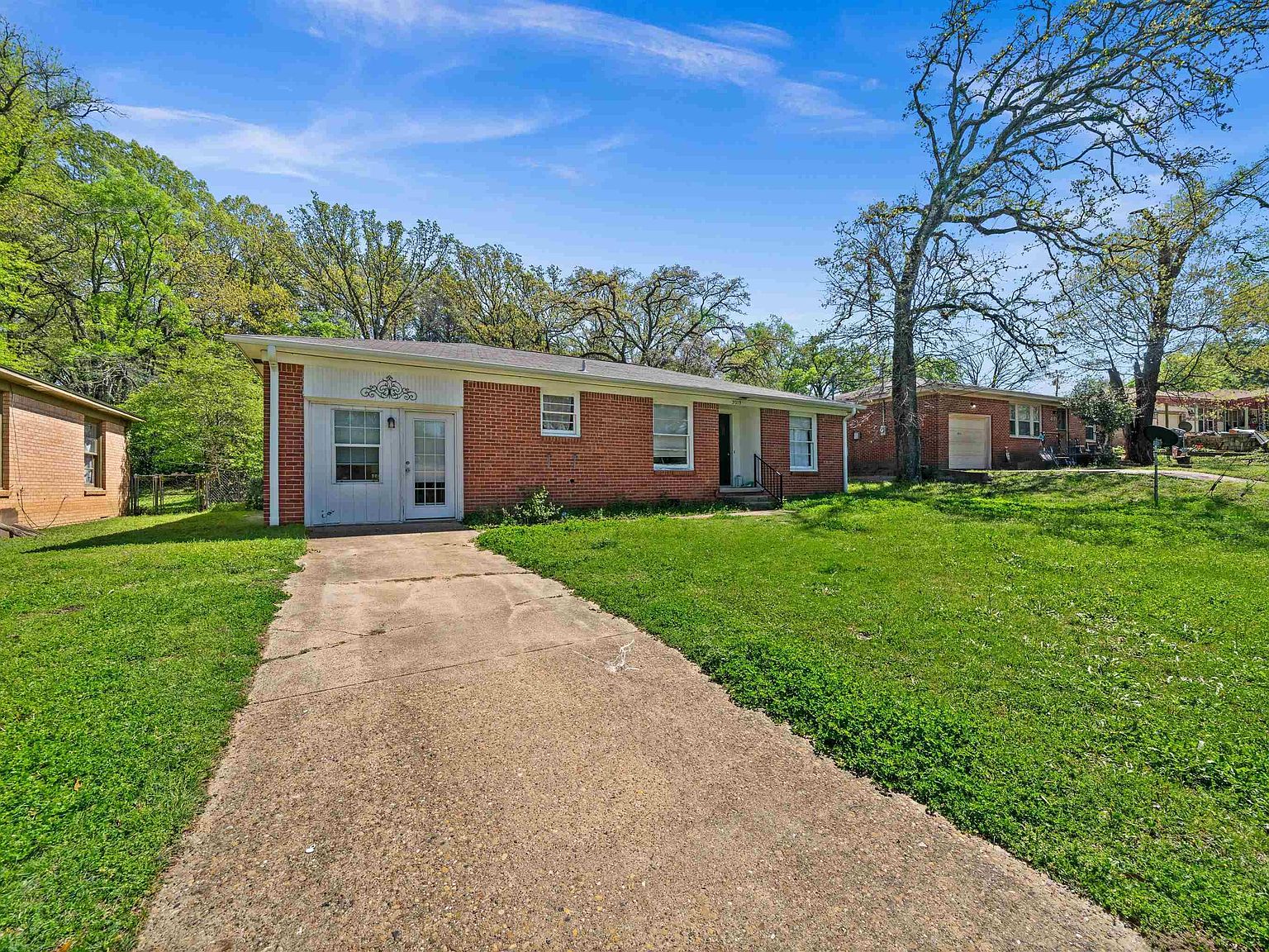 2019 Baker Dr, Tyler, TX 75702 | MLS #24003935 | Zillow