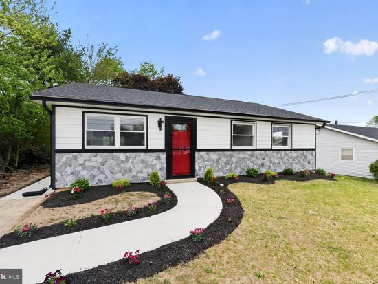 27 Girard Ave, Erial, NJ 08081