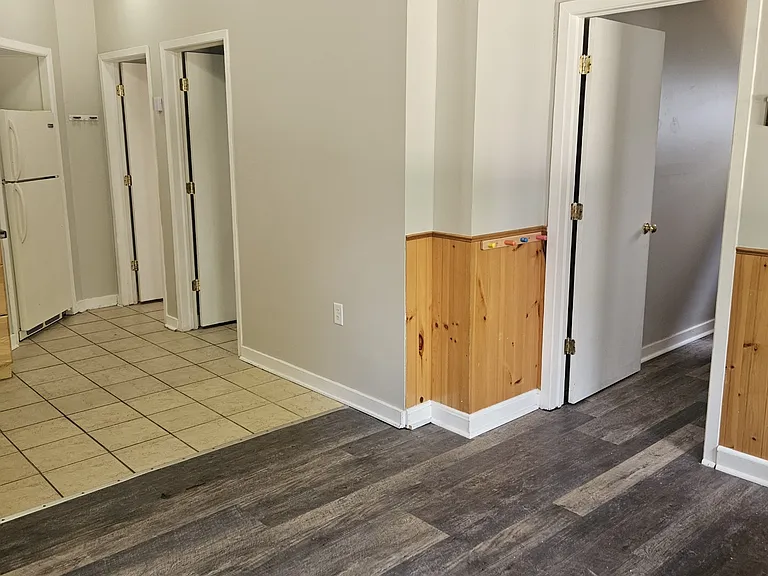 Lake Ripley Apartments — Photo 26