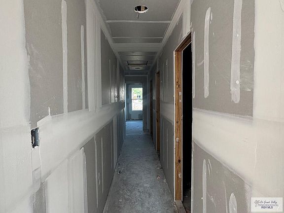 5th image of 5609 King St #159