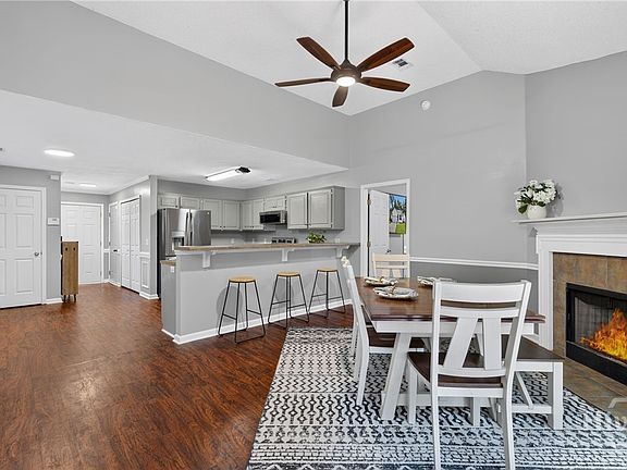 5th image of 123 Wimbledon Drive