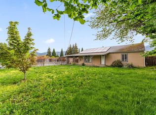 1837 Drury Ln, Grants Pass, OR 97527