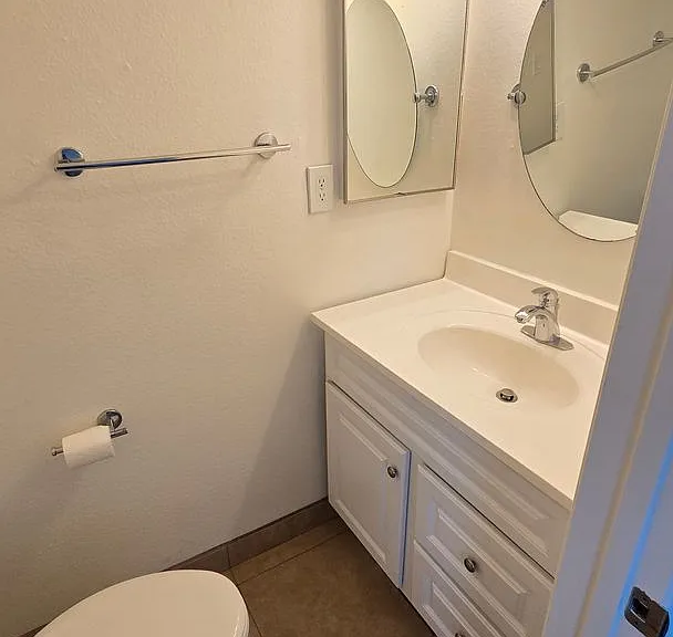 7802 Shaffer Cir — Photo 11
