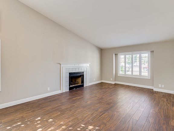 5th image of 1301 E Sand Dollar Ct