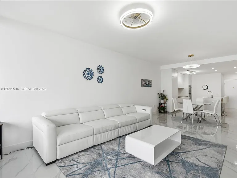 700 NE 24th St #4606 — Photo 15