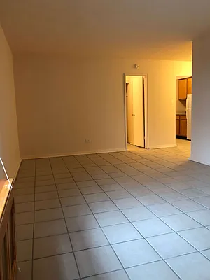 Rented by Kew Forest Realty Inc | media 8