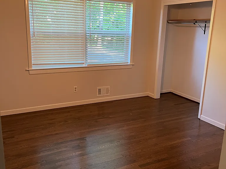 2760 Wayman Dr — Photo 12