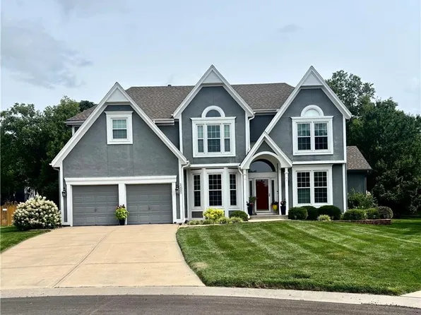13001 Hemlock St, Overland Park, KS 66213